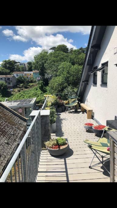 Beautiful, Spacious 3 Bed Apartamento *
